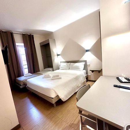 Colosseum Resort Roma Exterior foto