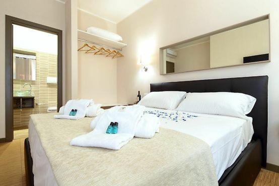 Colosseum Resort Roma Exterior foto